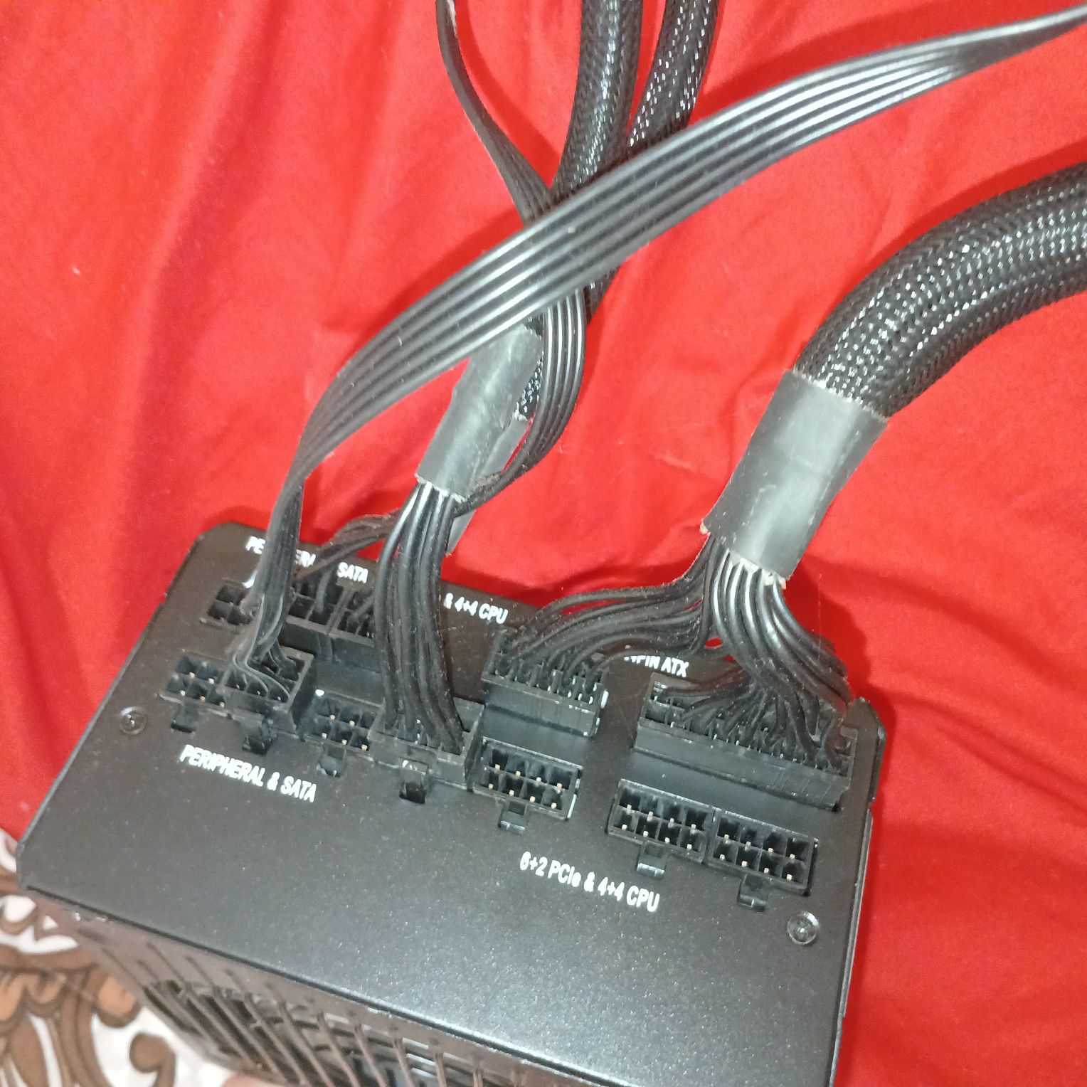 Sursa CORSAIR 850w