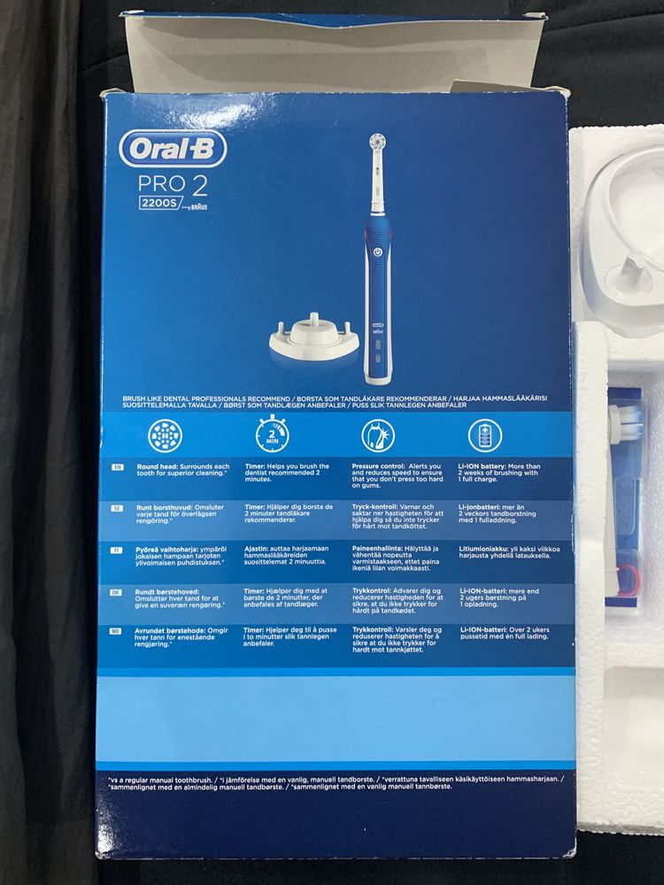 Periuta Electrica Braun Oral B Pro 2 2200 S