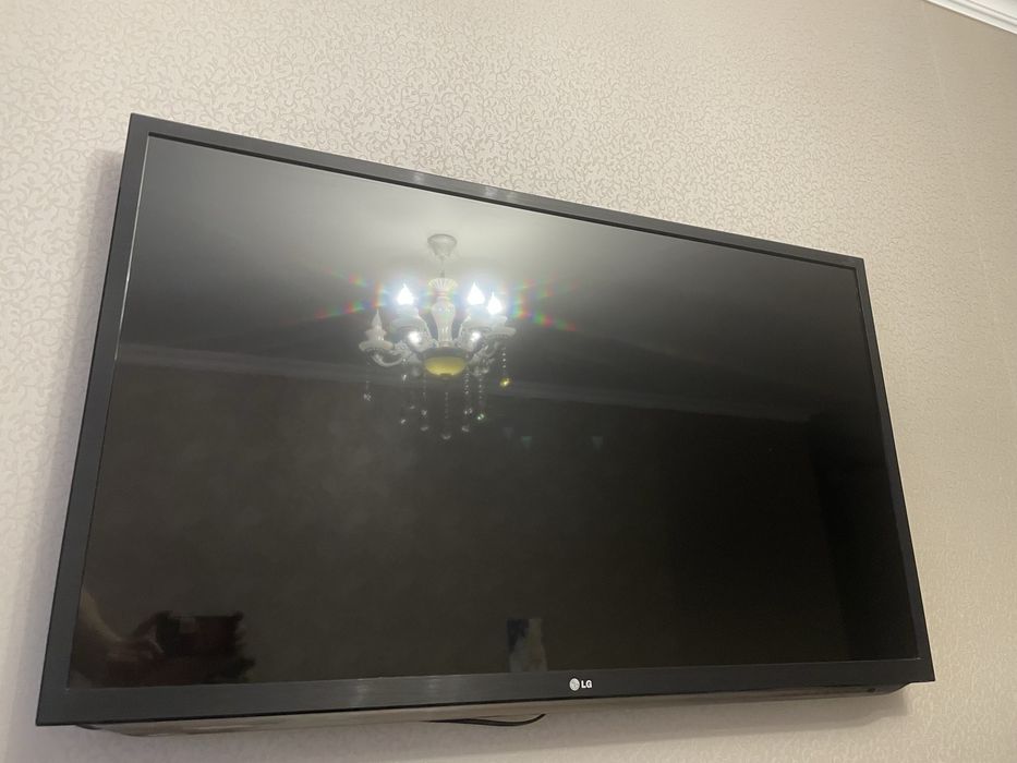 Телевизор LG в отличном сосотояние