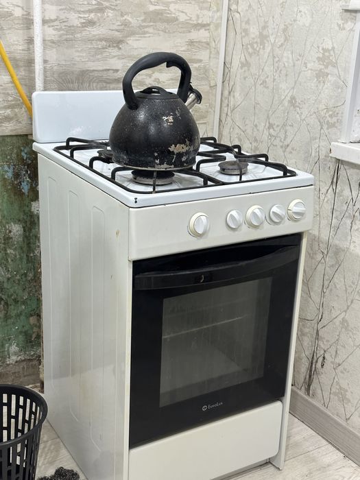 продам Газ Плиту