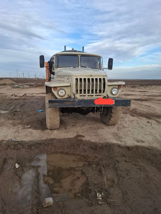 Ural vodovoz 5557