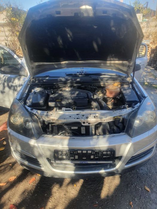 Fata completa / Piese dezmembrari  Opel Astra H 1.7 cdti 101 cai