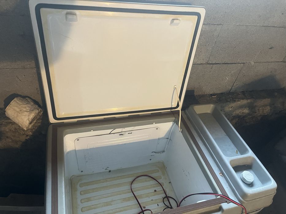 Frigider auto cu freon