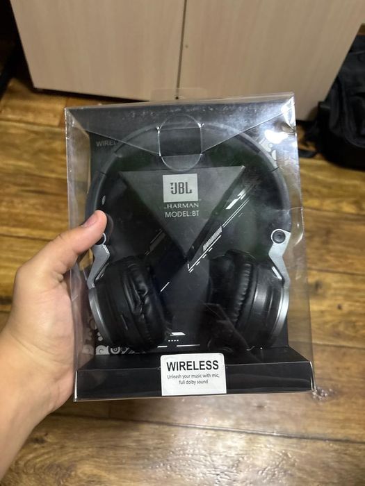 Наушники JBL лучше