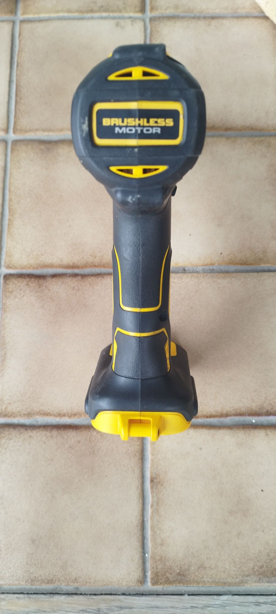DeWalt DCD790 autofiletanta