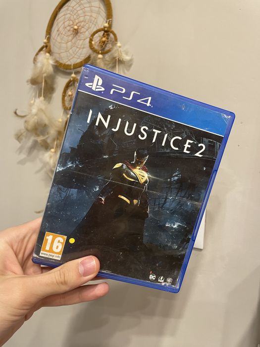 ИГРА ДЛЯ PS4 И PS5: Injustice 2