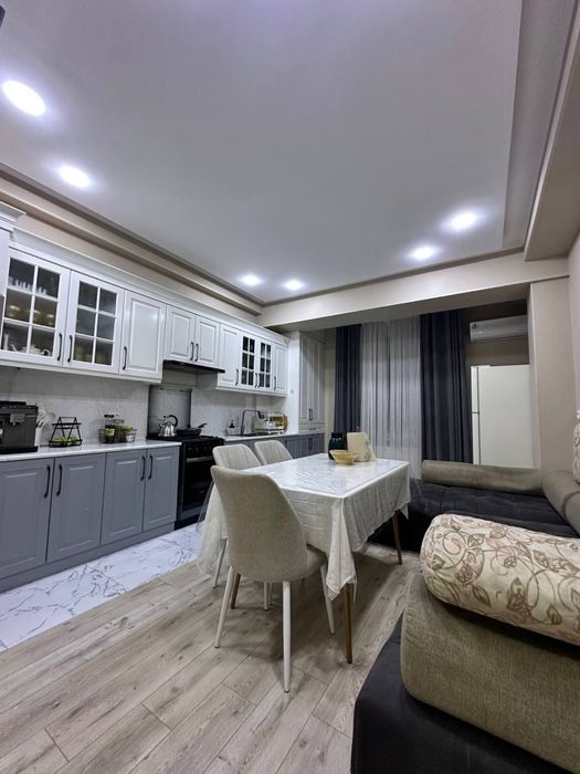 Срочно продается новостройка 3 комнот 106 м2 супер локация