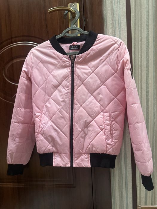 Куртки и жилетки недорого