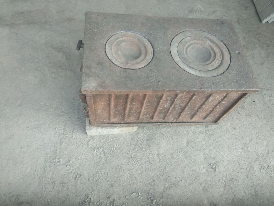 Chugunnaya Pechka Sotiladi