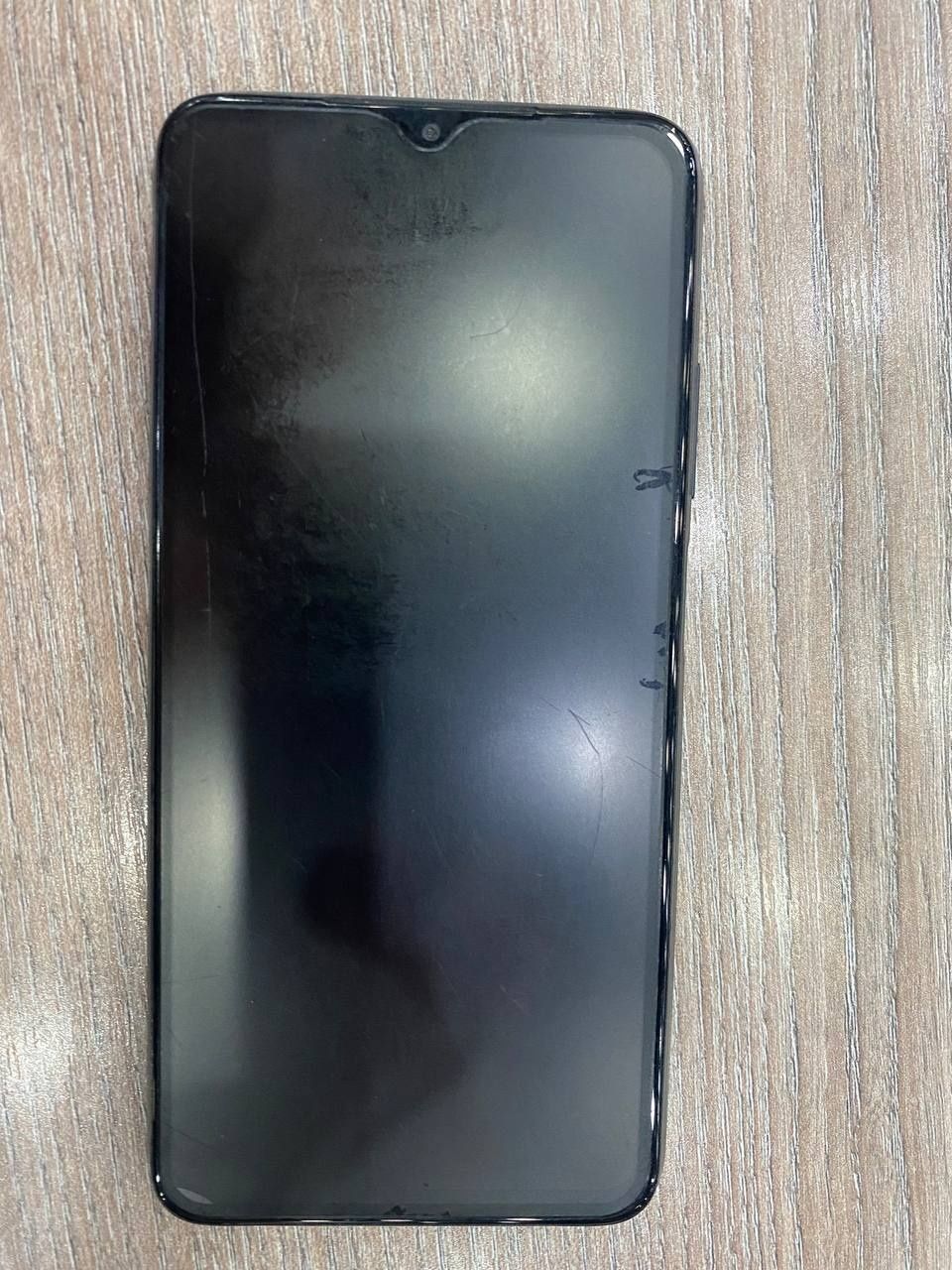 Redmi 9 T usta kormagan