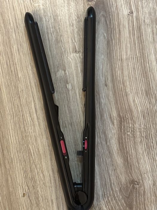 Placa de indreptat parul Rowenta Optiliss