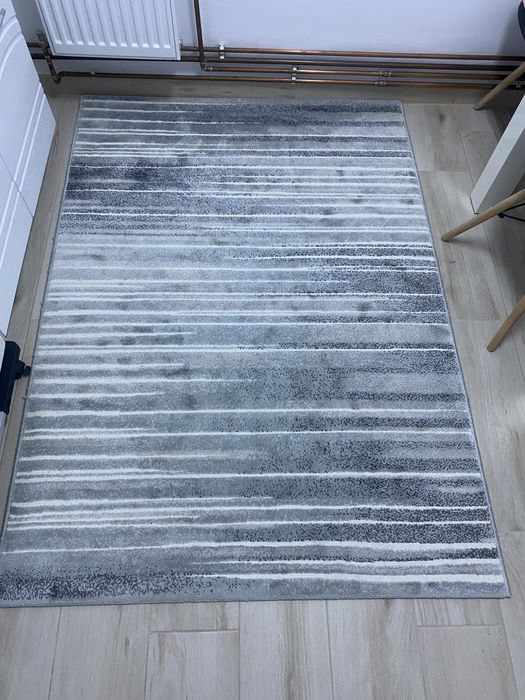 Covor———————————