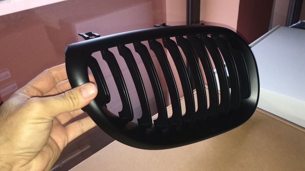 Grile negre pentru BMW E60 Seria 5 03-10 model sport M5 negru mat sau lucios  CALITATE PREMIUM ⭐️⭐️⭐️⭐️⭐️