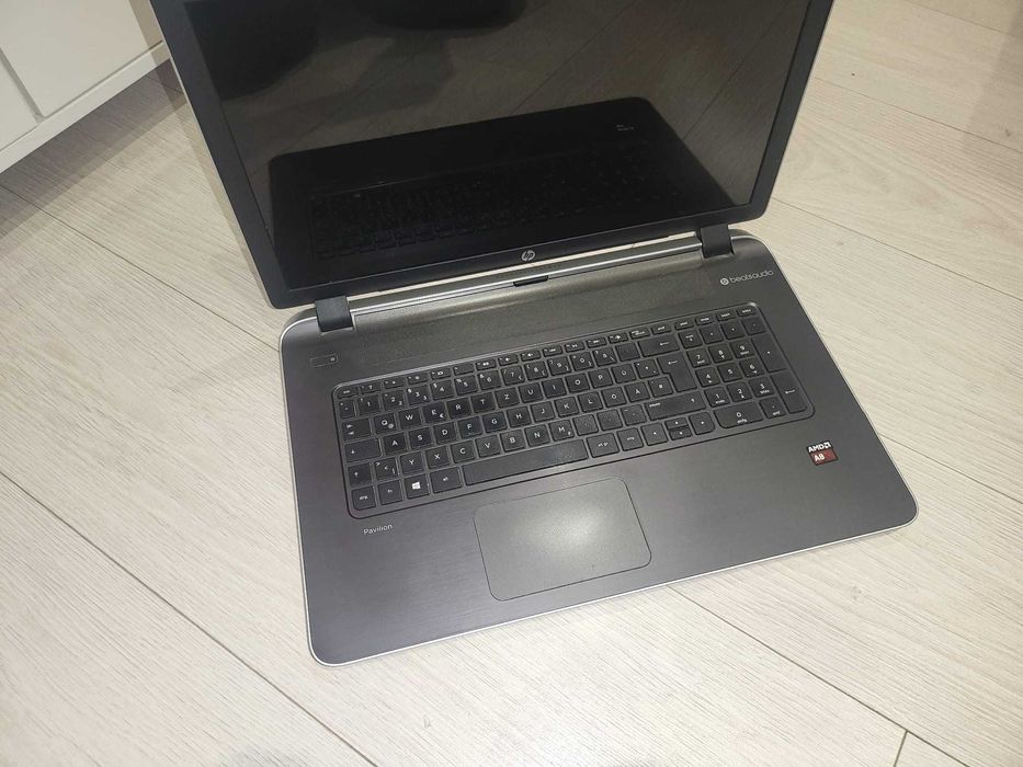 HP Pavilion 17-f050ng