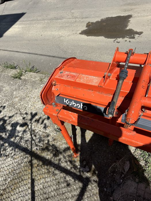 Фреза за кубота 2 мерта,оригинална работеща за Кубота и доста запазена