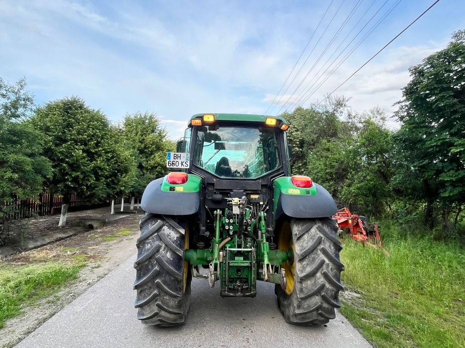 John deere 6520.
