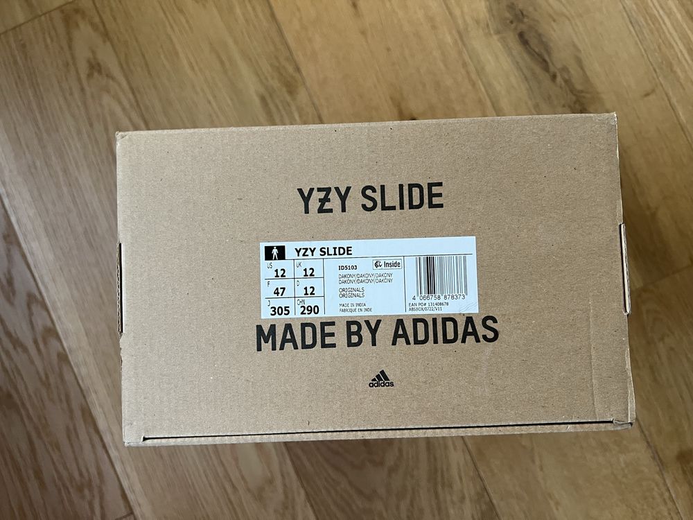 Adidas yeezy slide