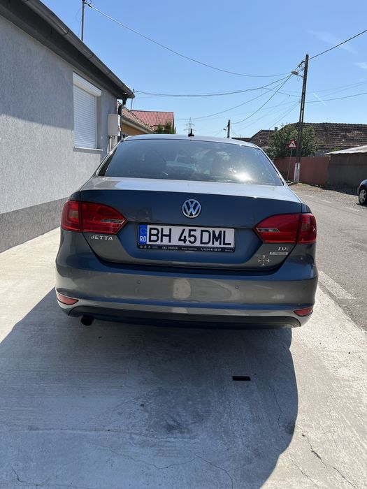 VW Jetta 2011 bluemotion