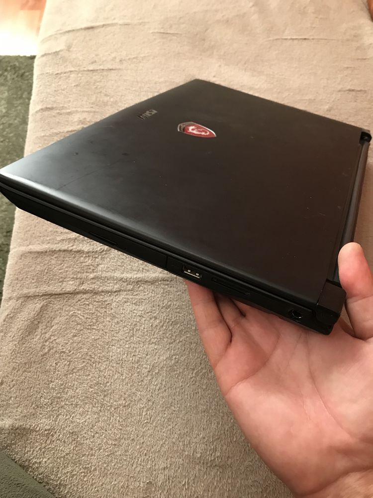 Laptop MSI Gaming• i5-6300HQ• Nvidia GTX 950• 8Gb ram DDR4