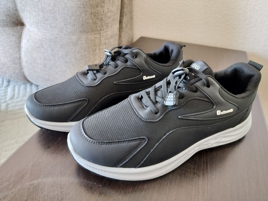 Кроссовки мужские