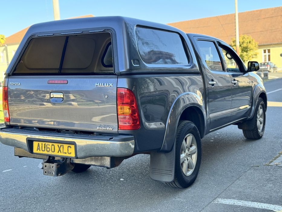 Toyota Hilux Invincible 3.0D4-d