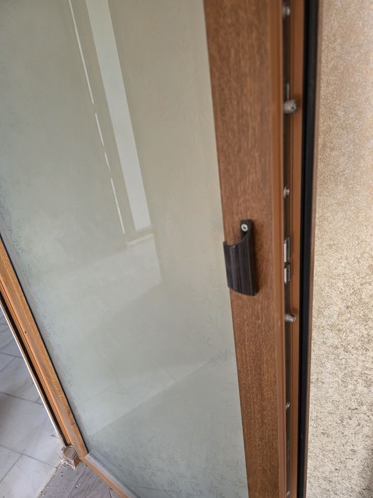 Vând ușă termopan de baie