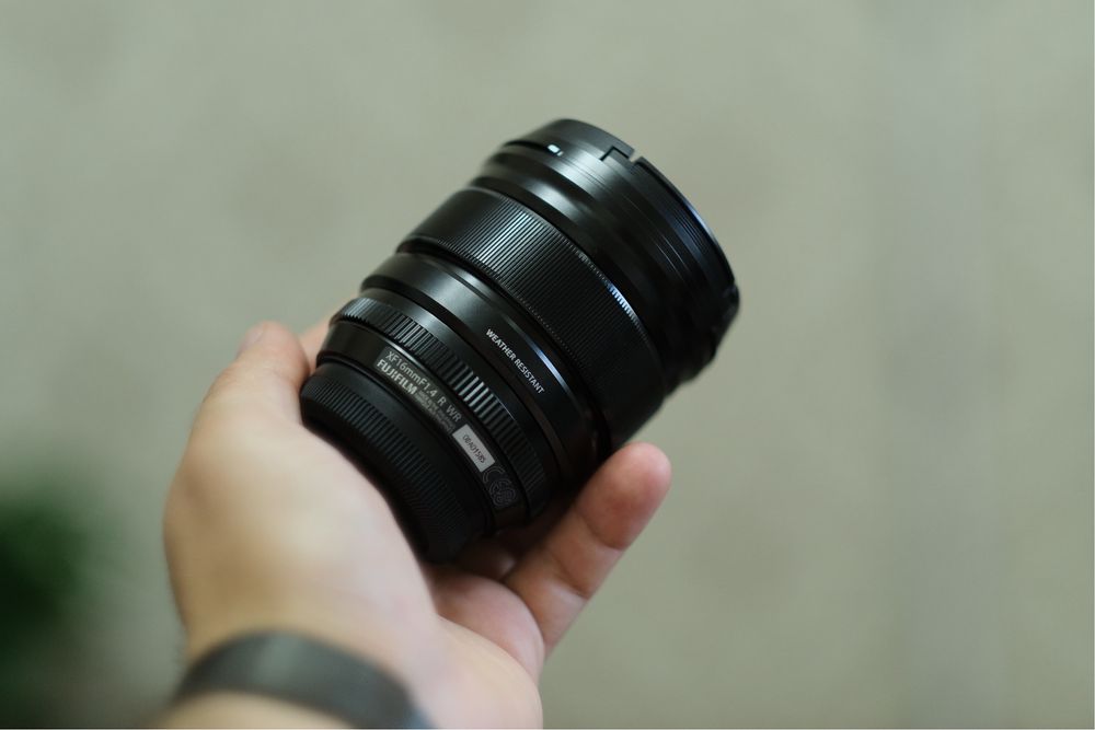 Объектив FujiFilm 16mm F1.4 R WR Новый
