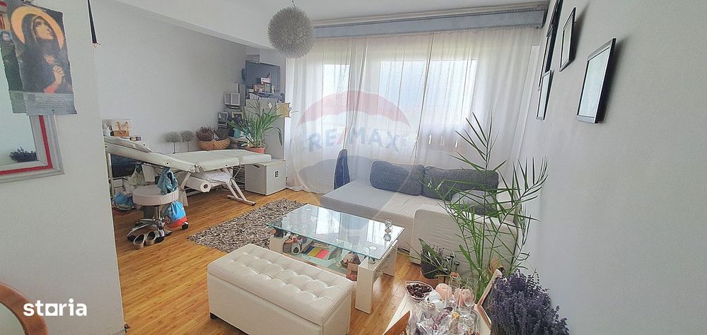 Apartament cu 2 camere de vânzare în zona Crisan