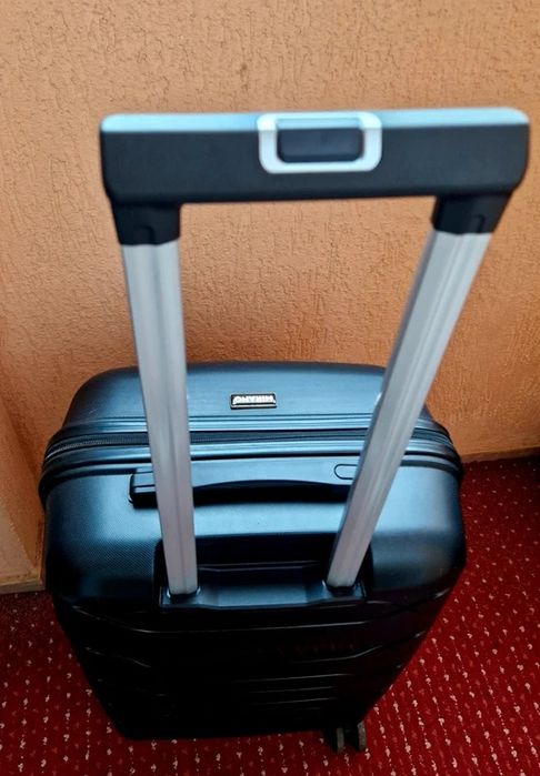 Troler Mirano, negru