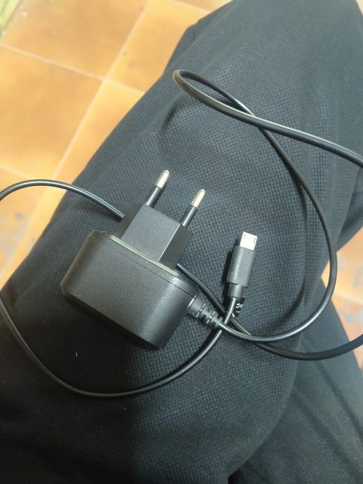 Продаётся кнопычный телефон