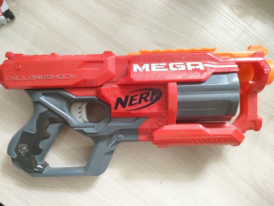 Бластер nerf cycloneshock mega