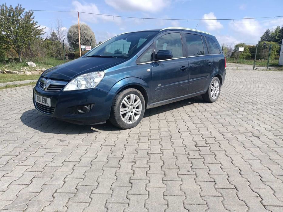 Usa Dreapta fata  Opel Zafira B facelift