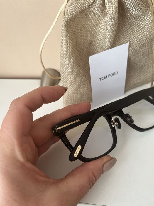 Диоптрични рамки на Tom Ford