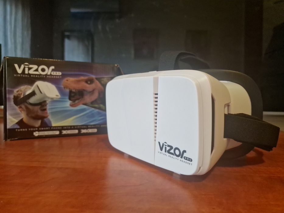 VR очила VISOR Pro