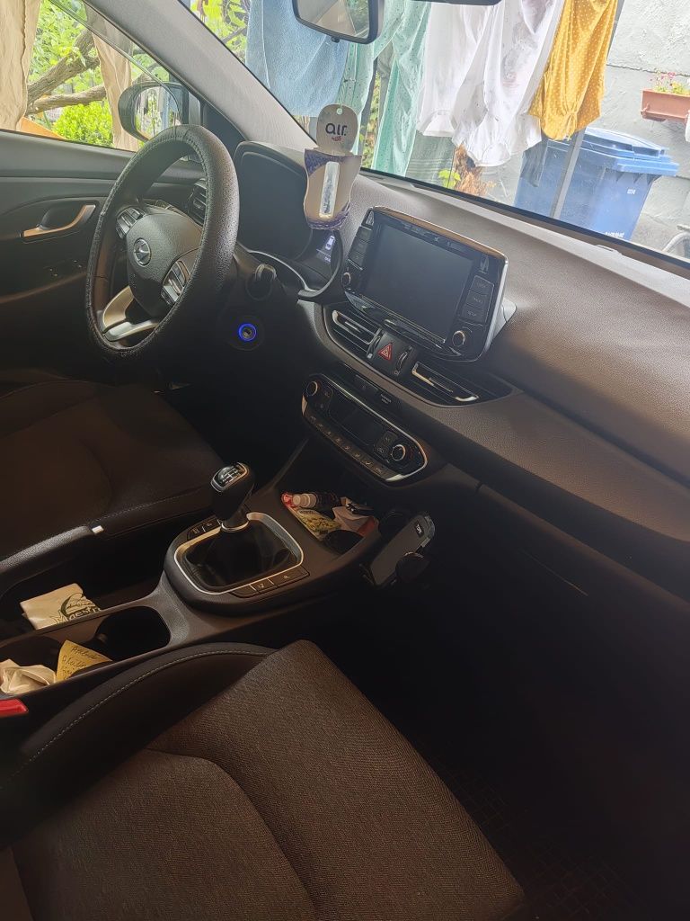 Mașina Hyundai i30