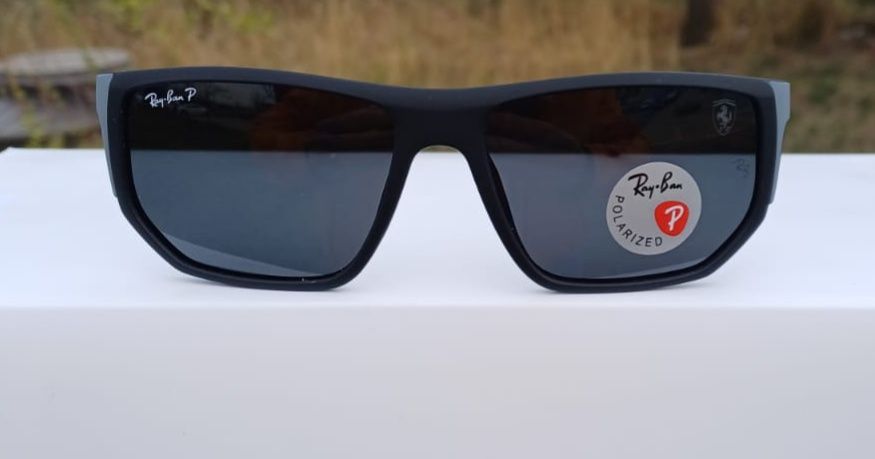 Ochelari Ray Ban wayfarer rb 8371 Ferrari