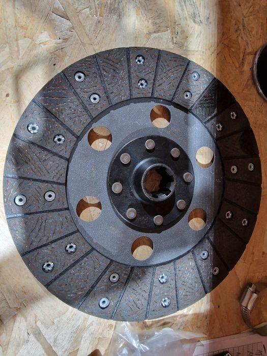 Disc ambreiaj tractor utilaje agricole toată gama  fiat valtra new hol