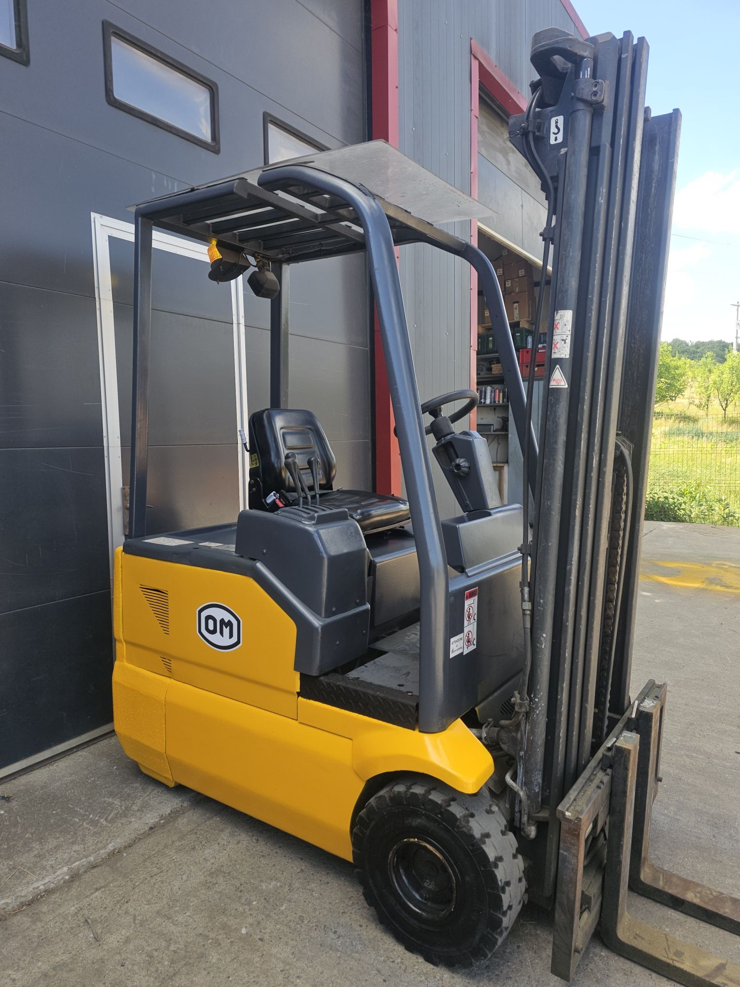 Stivuitor , electrostivuitor FiatOm 1.5T
