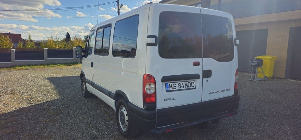 Opel movano /Renault Master 8+1 locuri ,