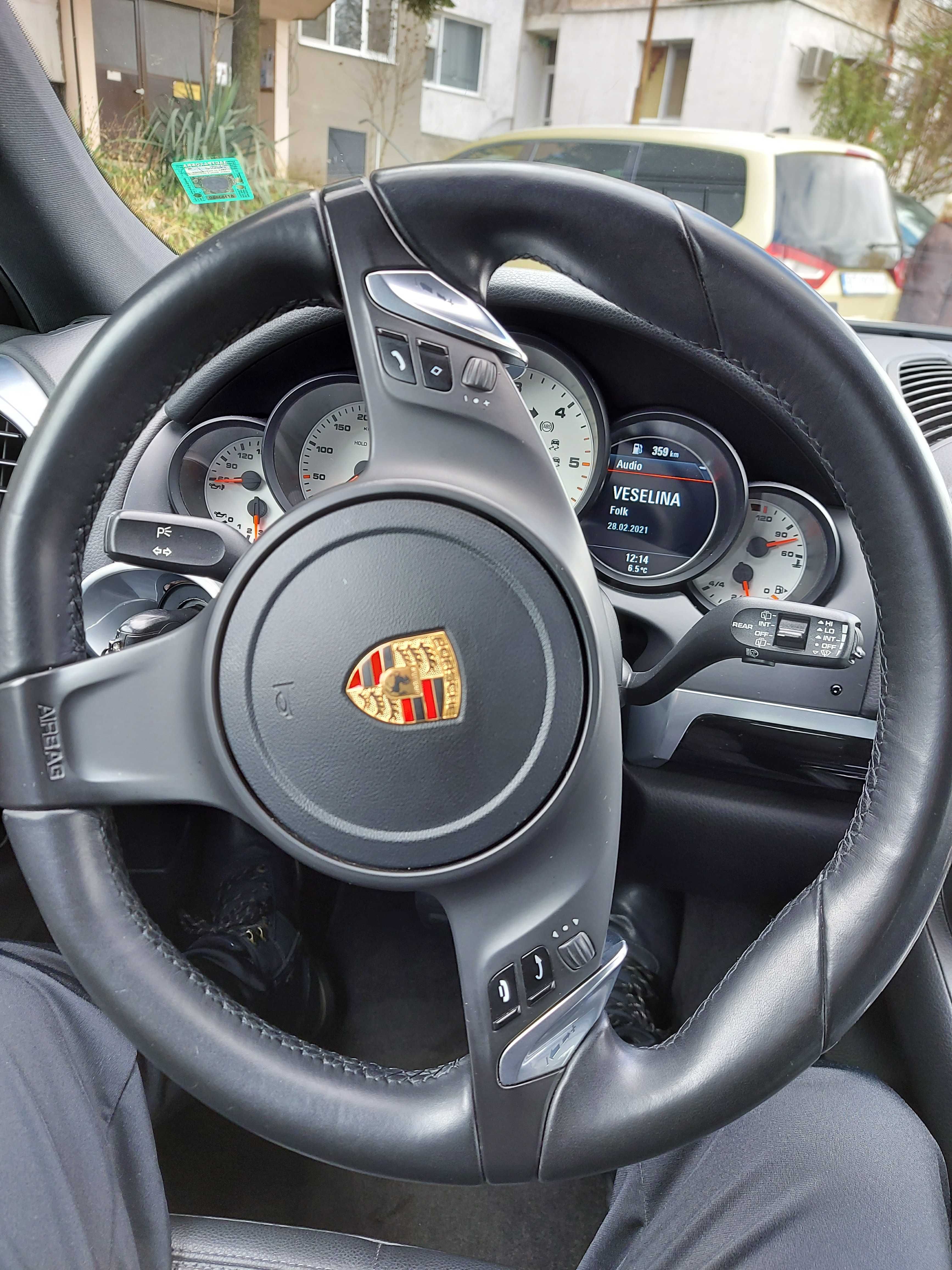 Porsche Cayenne 2013