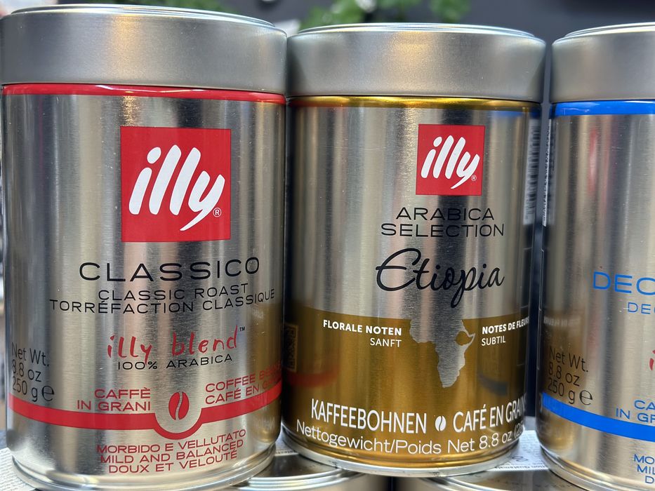 Cafea boabe illy o cutie 250g 48lei