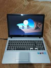 Laptop slim Samsung NP370R5E