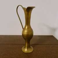 Vas din bronz obiect ornamental