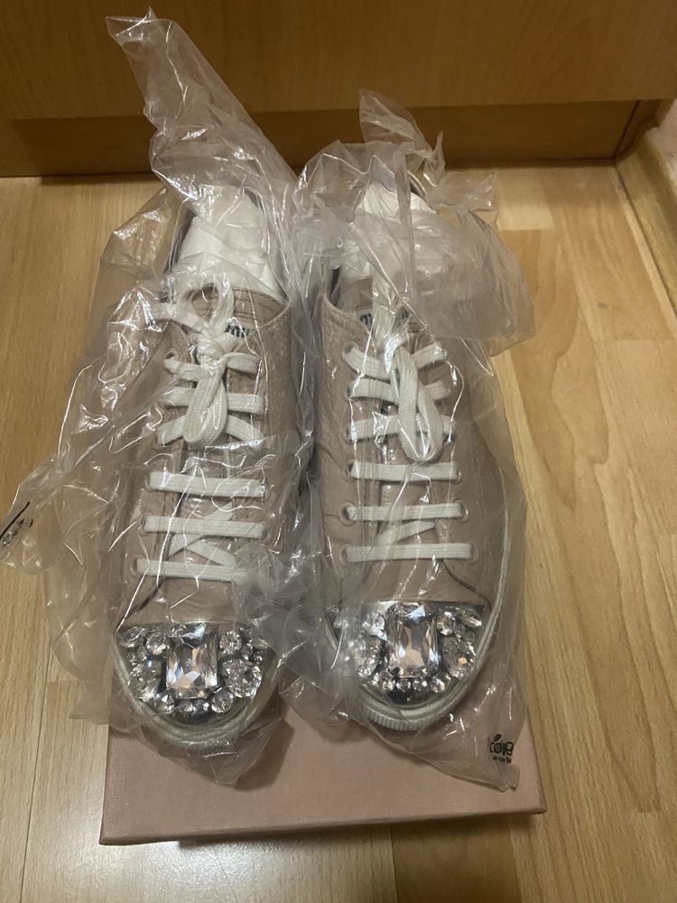 Оргинални обувки Miu Miu