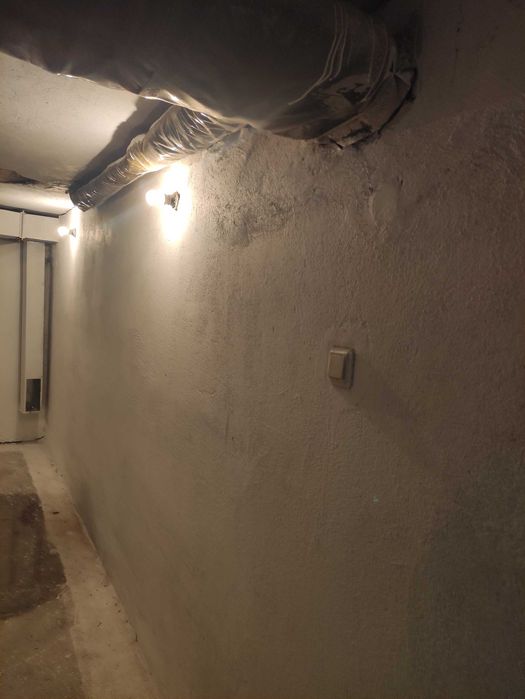 Гараж под наем/ паркомясто Дървеница