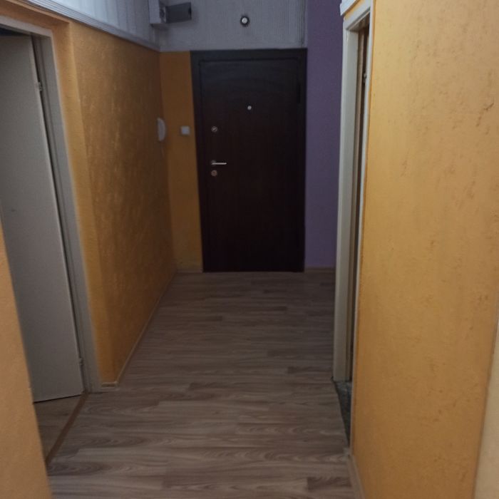 Дава се под наем Тристаен апартамент в Пловдив, Коматевски възел - 92 кв.м за 433.5 € - Снимка #11