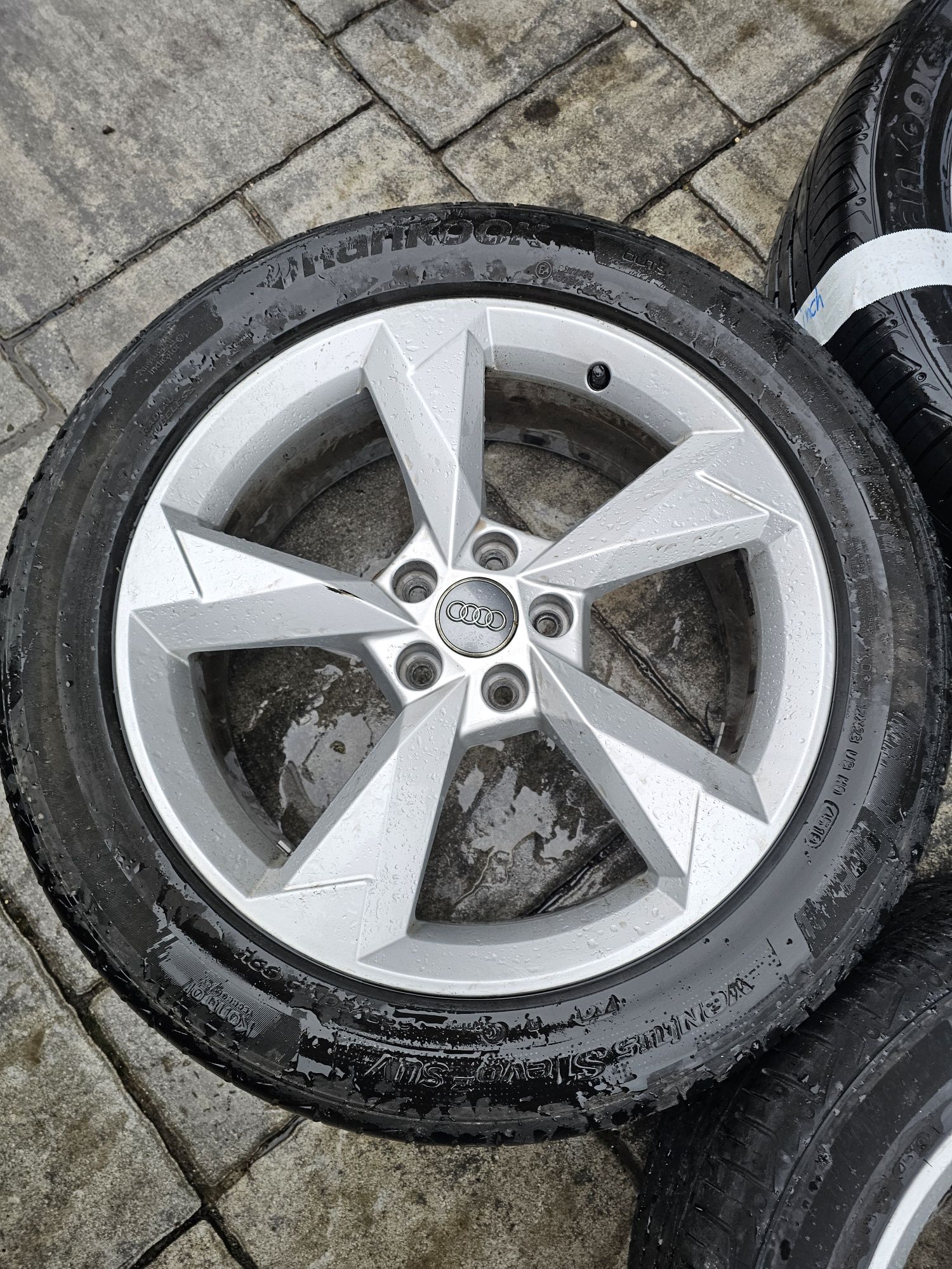Jante originale Audi Q3 r19 cu cauciucuri de vară