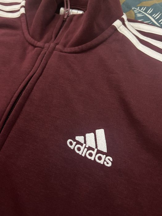 Анцуг Adidas - размер М