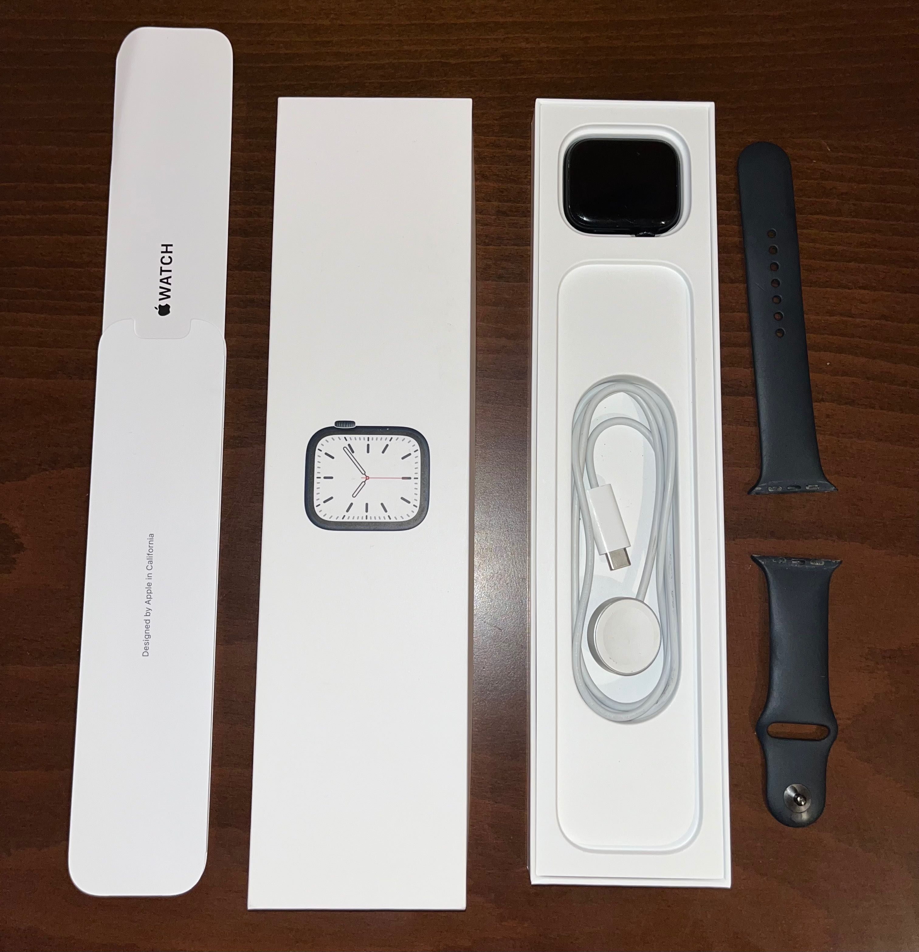 Apple Watch seria 7 45M cu toate accesoriile