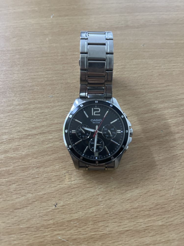 Часы Casio Chronograph